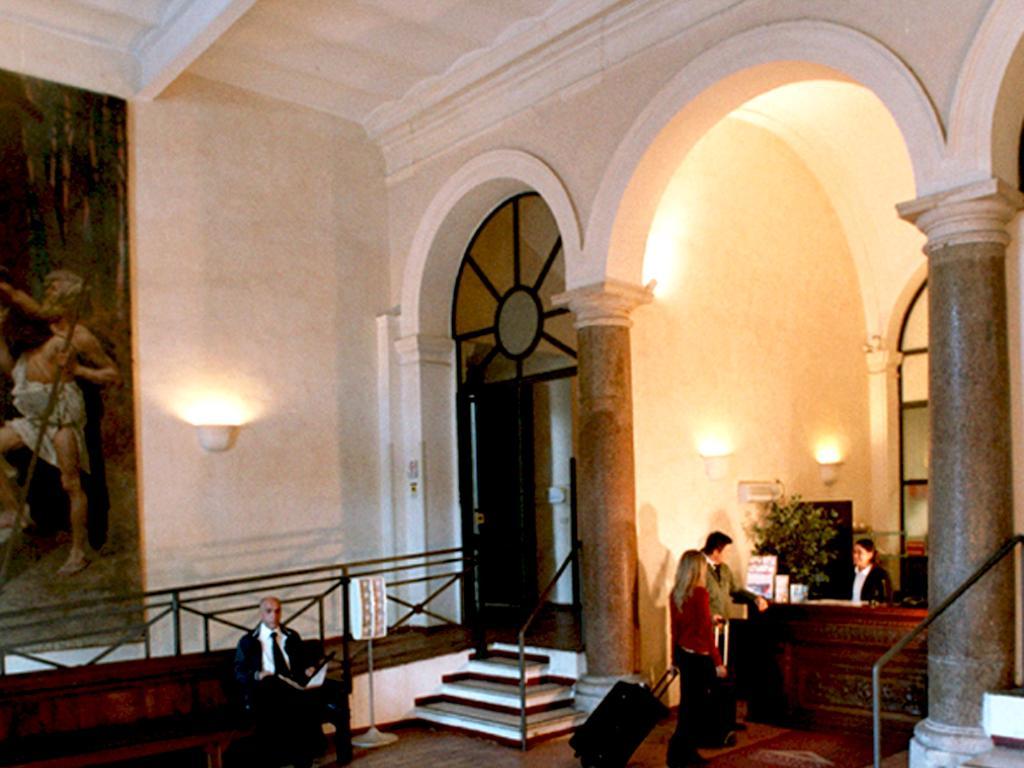 Bed and Breakfast Domus Sessoriana Рим Экстерьер фото