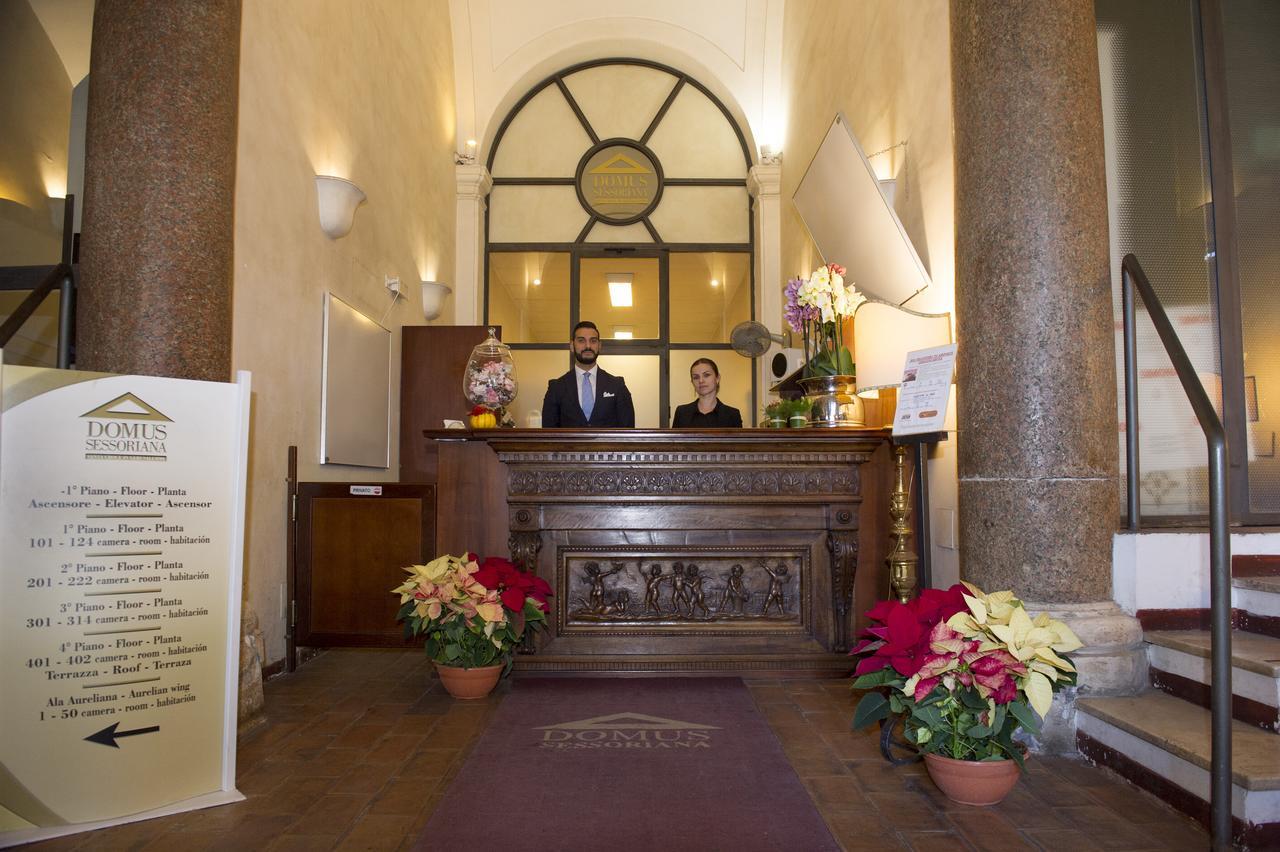 Bed and Breakfast Domus Sessoriana Рим Экстерьер фото
