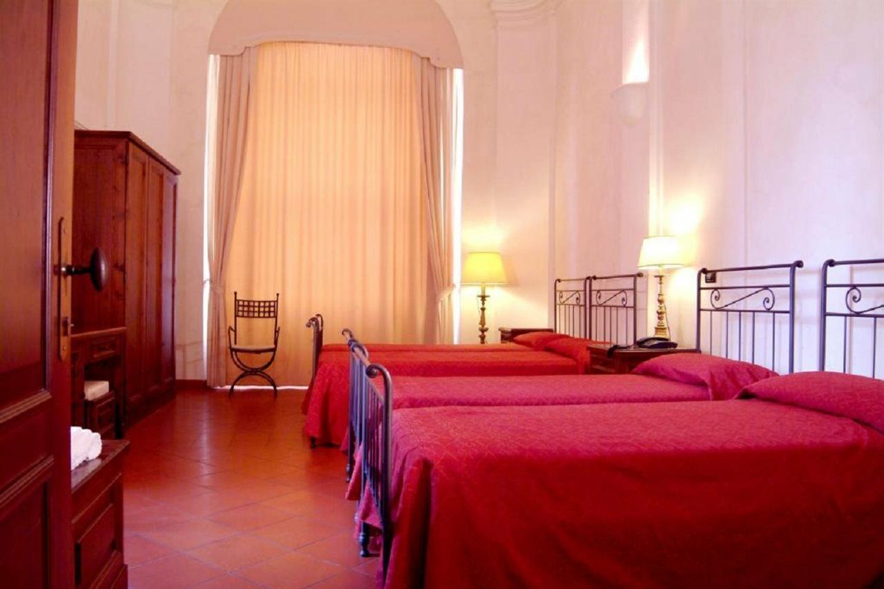 Bed and Breakfast Domus Sessoriana Рим Экстерьер фото